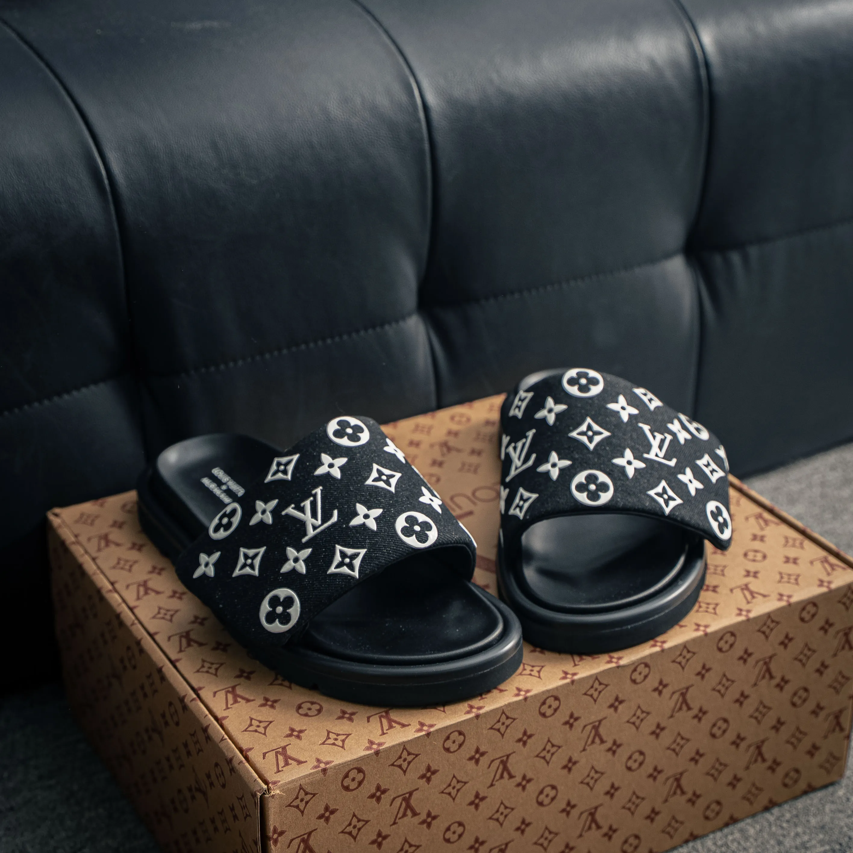# LOUIS VUITTON ｜ 2026ss /Takashi Murakami x LOUIS VUITTON Sandals 。